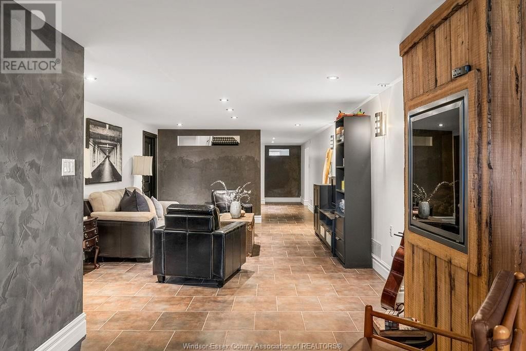 121 PARK STREET Image 37
