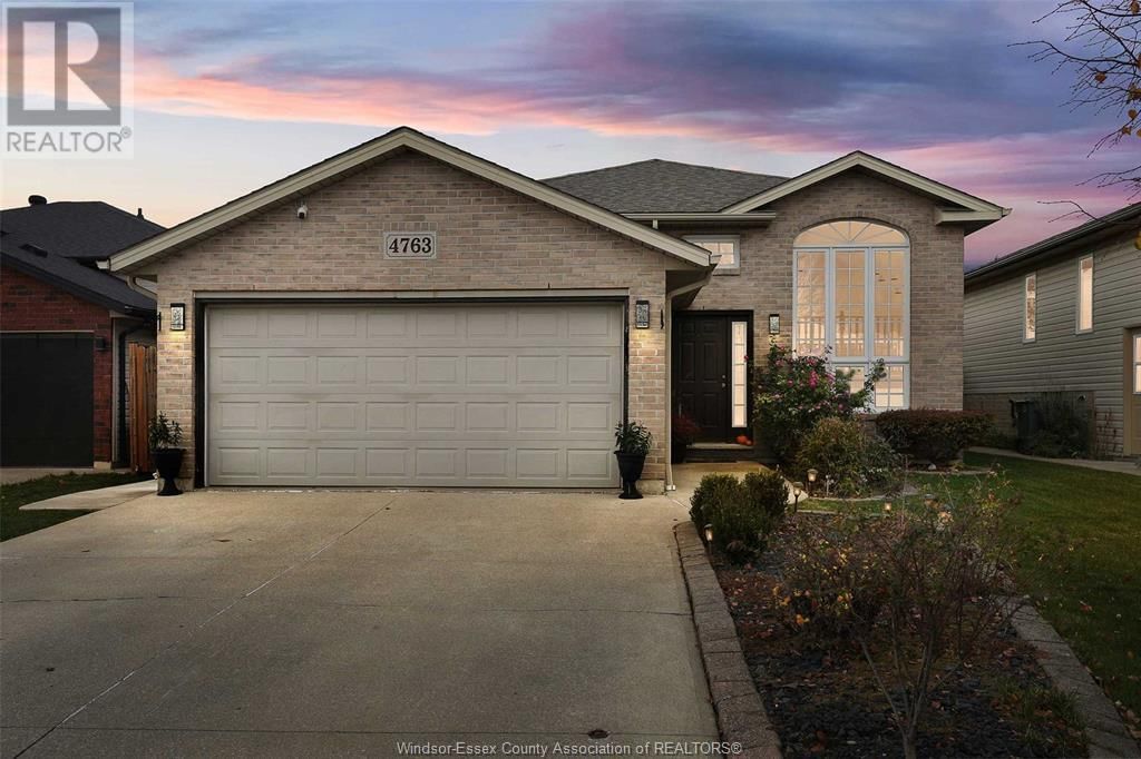 4763 JULIET CRESCENT Image 1