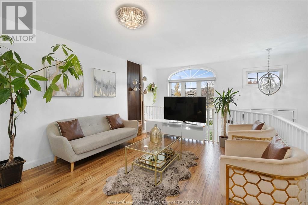 4763 JULIET CRESCENT Image 11