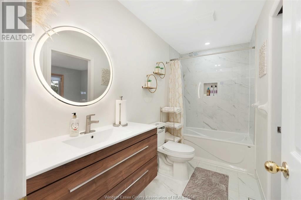 4763 JULIET CRESCENT Image 17