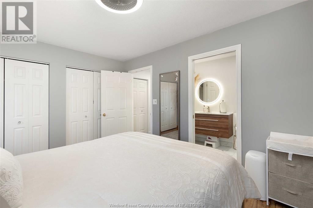 4763 JULIET CRESCENT Image 19