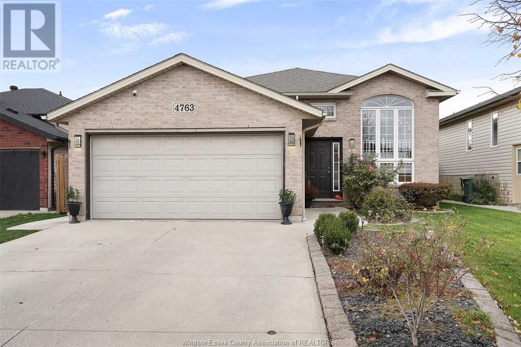 4763 JULIET CRESCENT Image 2