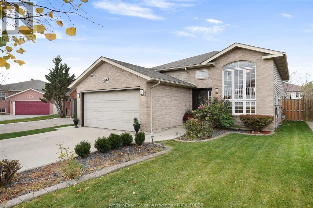 4763 JULIET CRESCENT Image 3