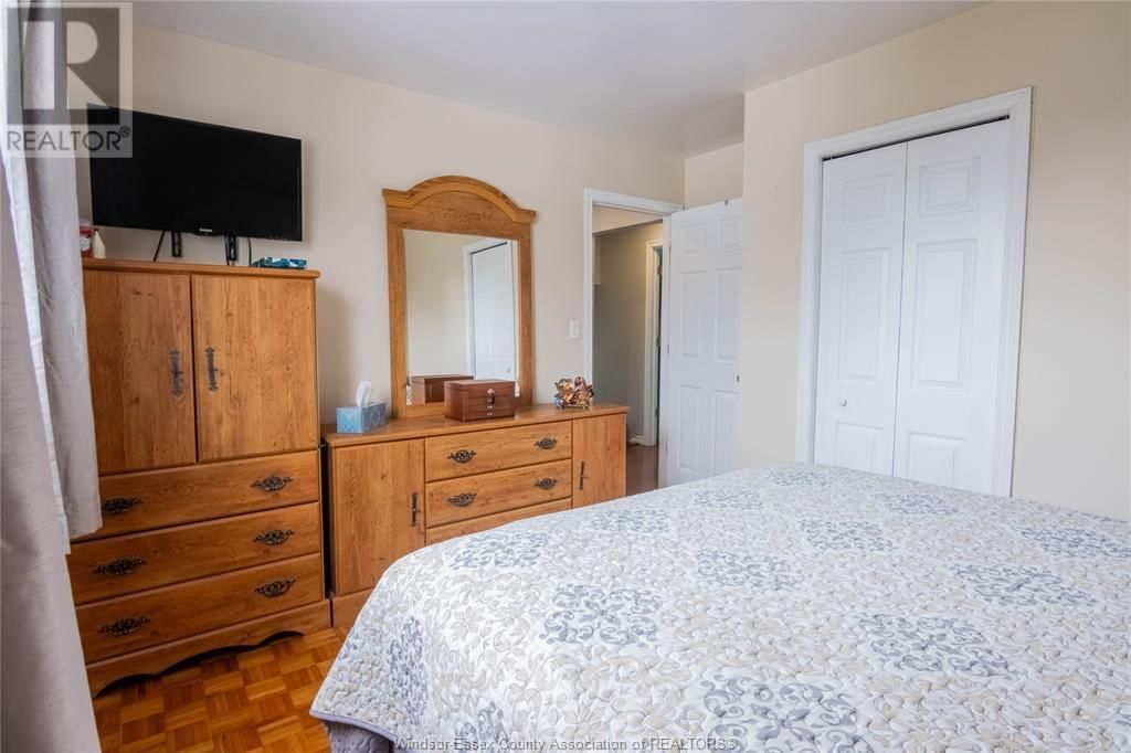2964 GRANDVIEW STREET Image 13