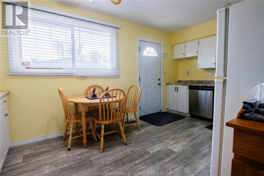 2964 GRANDVIEW STREET Image 9