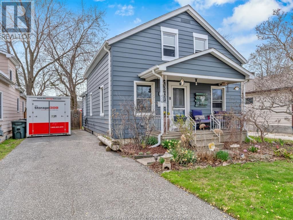 2051 BUCKINGHAM DRIVE Image 1