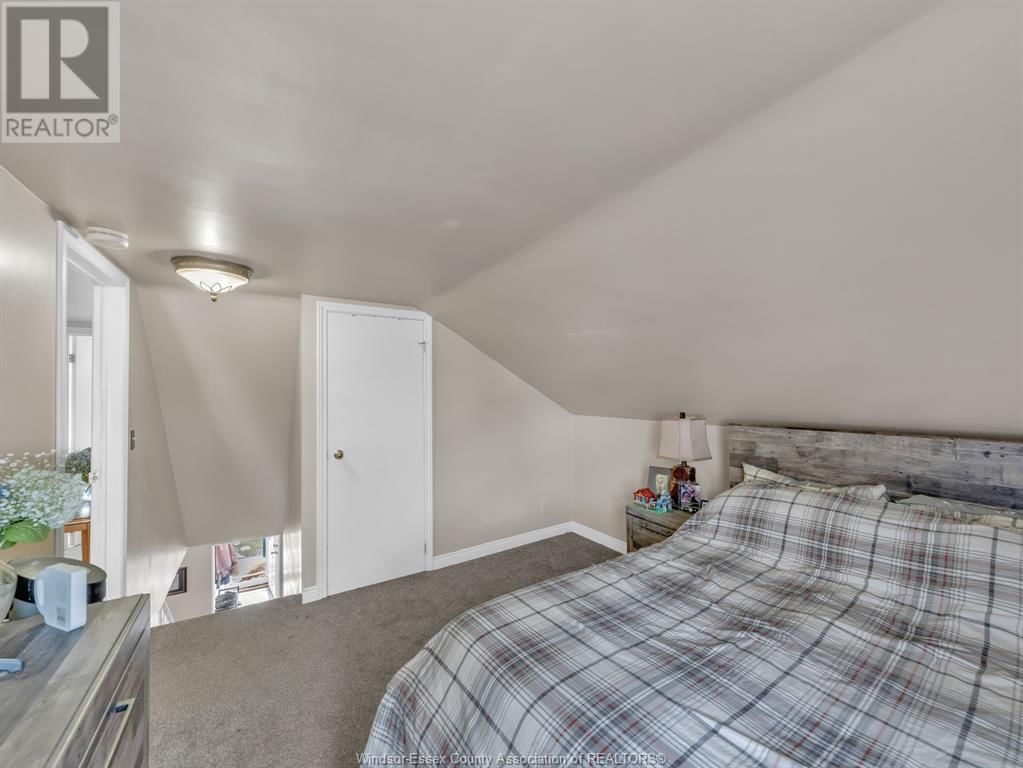 2051 BUCKINGHAM DRIVE Image 19