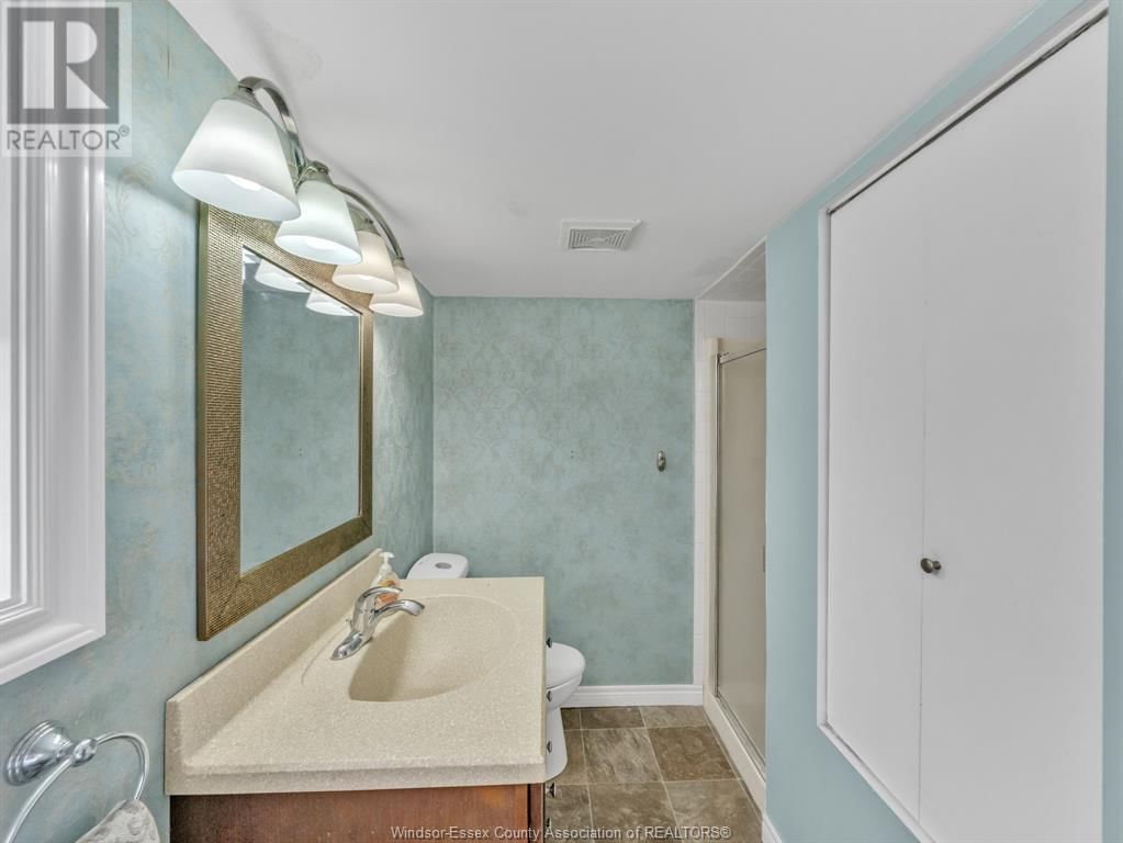 2051 BUCKINGHAM DRIVE Image 23