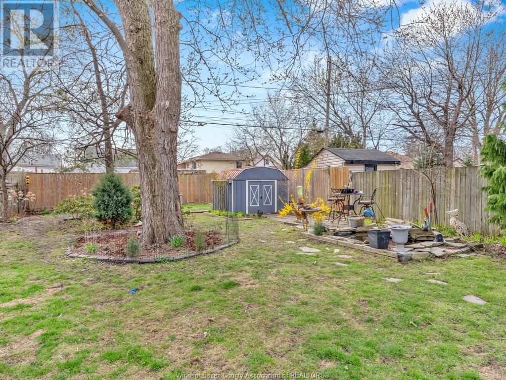 2051 BUCKINGHAM DRIVE Image 33