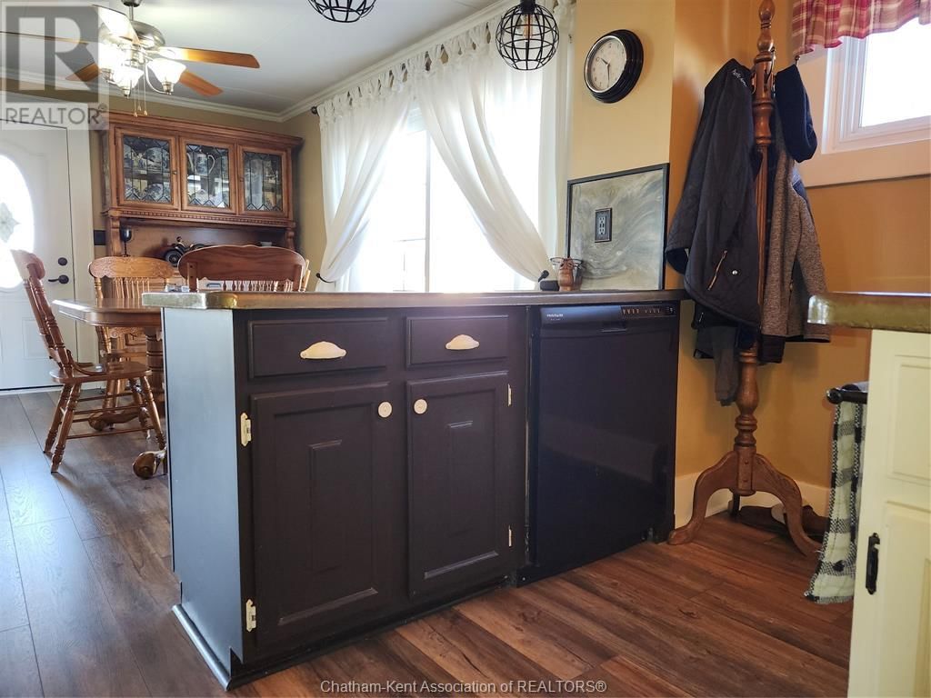 7703 BASE LINE ROAD Image 8