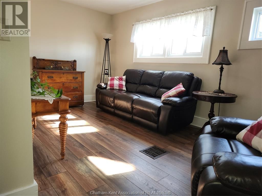 7703 BASE LINE ROAD Image 9