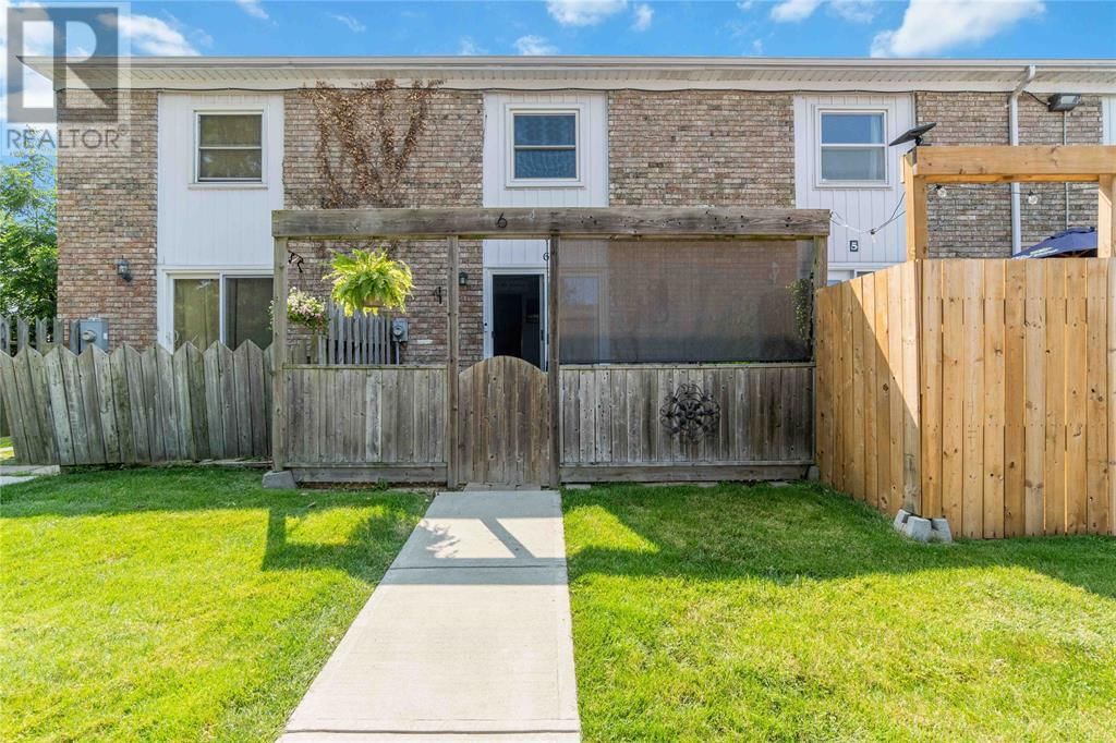 6 - 847 ROSS AVENUE Image 38