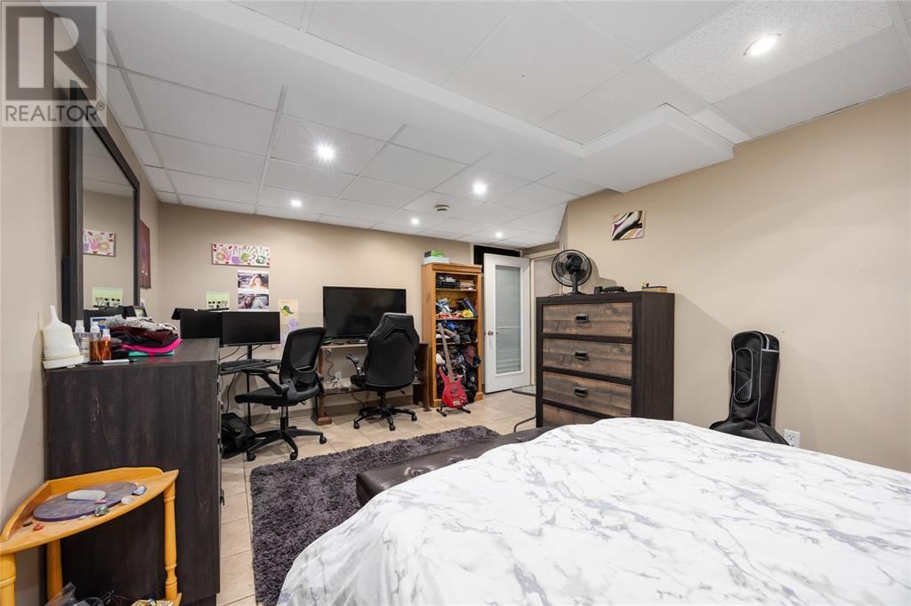 456 MURRAY STREET Image 22