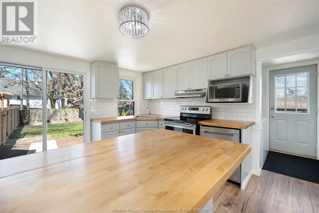 5290 HURON CHURCH LINE ROAD Image 14