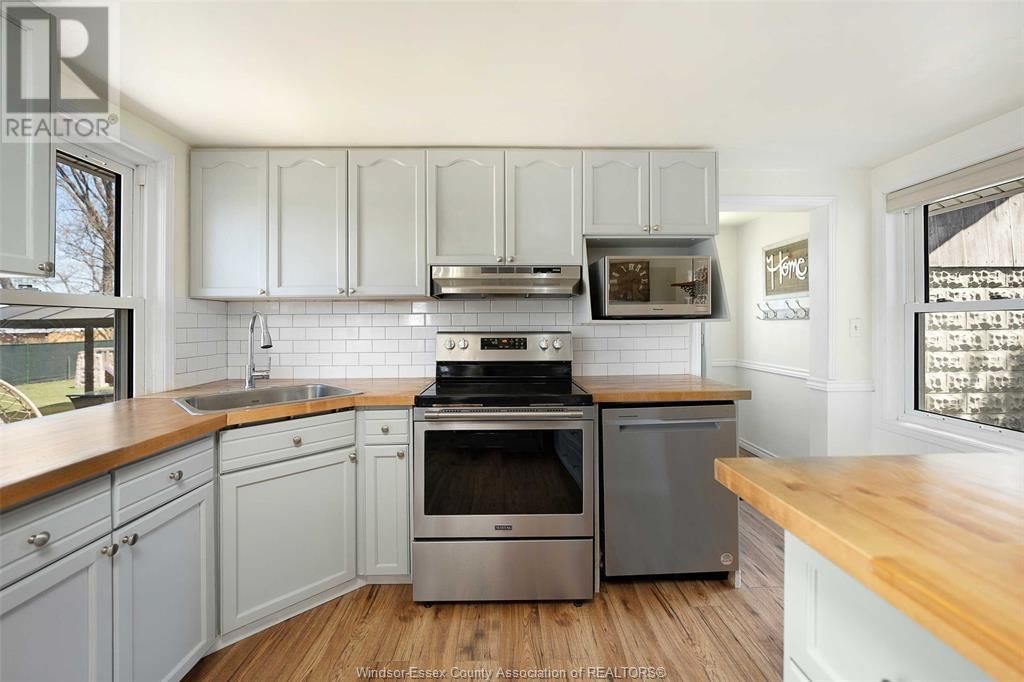 5290 HURON CHURCH LINE ROAD Image 15