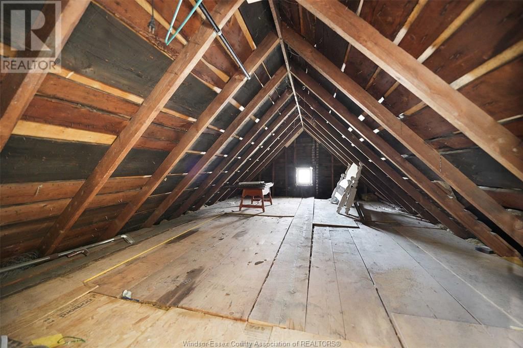 5290 HURON CHURCH LINE ROAD Image 29