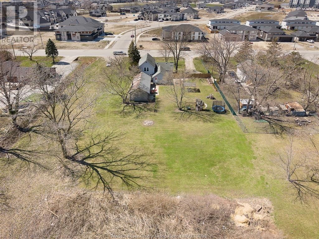 5290 HURON CHURCH LINE ROAD Image 41