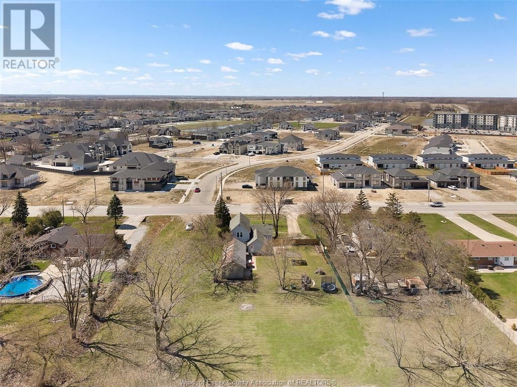 5290 HURON CHURCH LINE ROAD Image 42