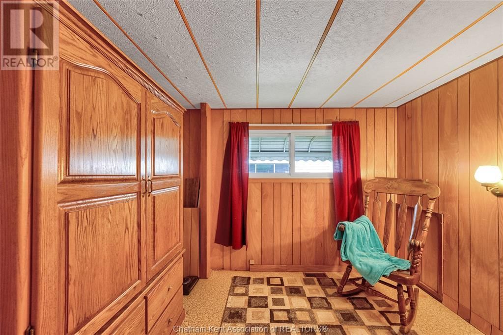 31 EATON COURT Image 14