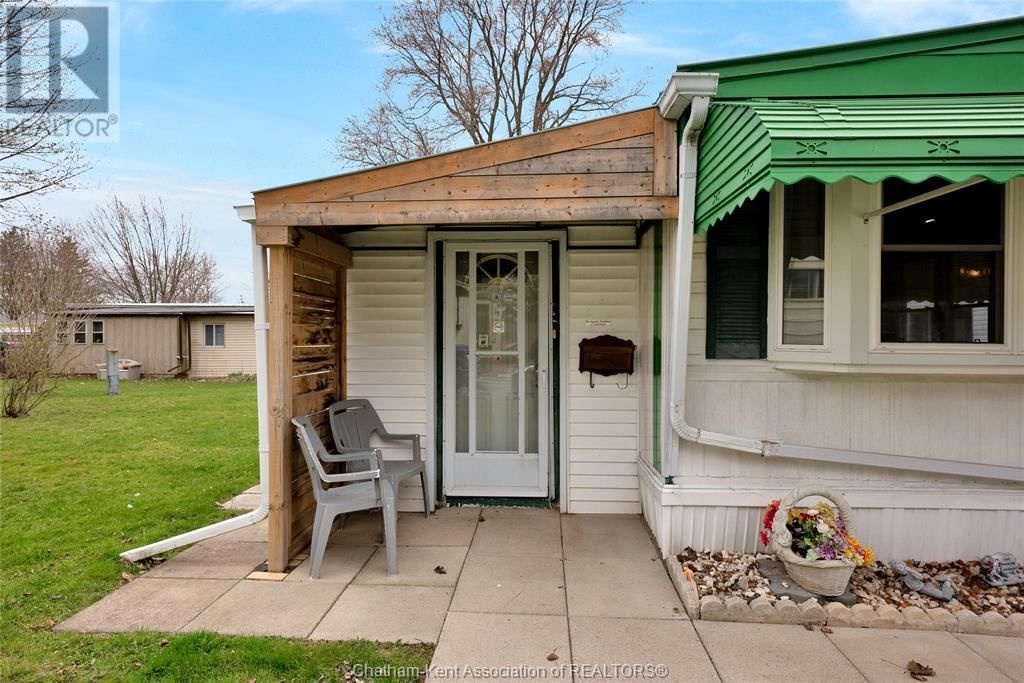 31 EATON COURT Image 20