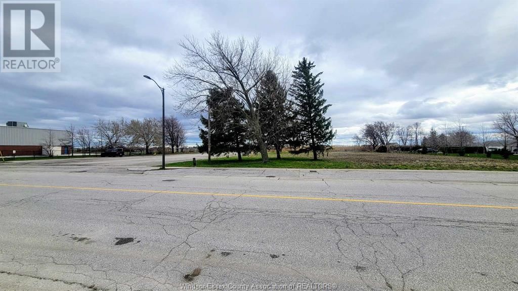 7119 TECUMSEH ROAD Image 1