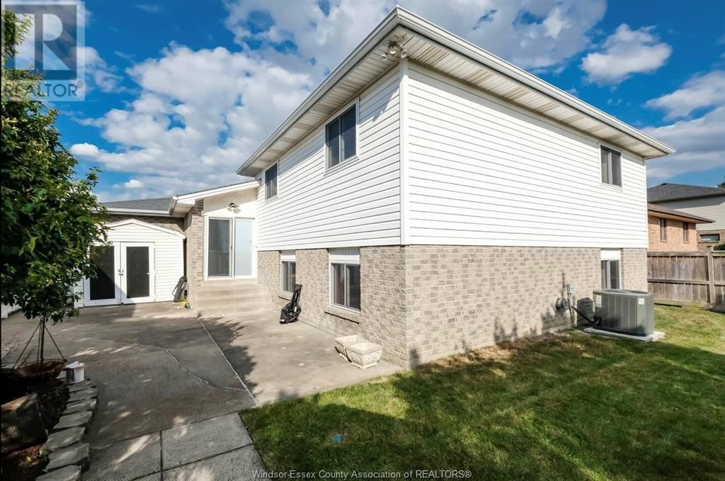 1237 KENWICK WAY Image 16