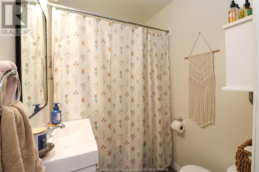 431 MAPLE Image 19