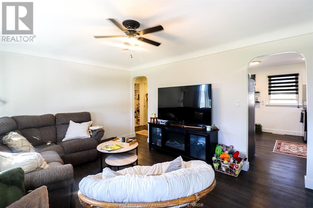 431 MAPLE Image 7