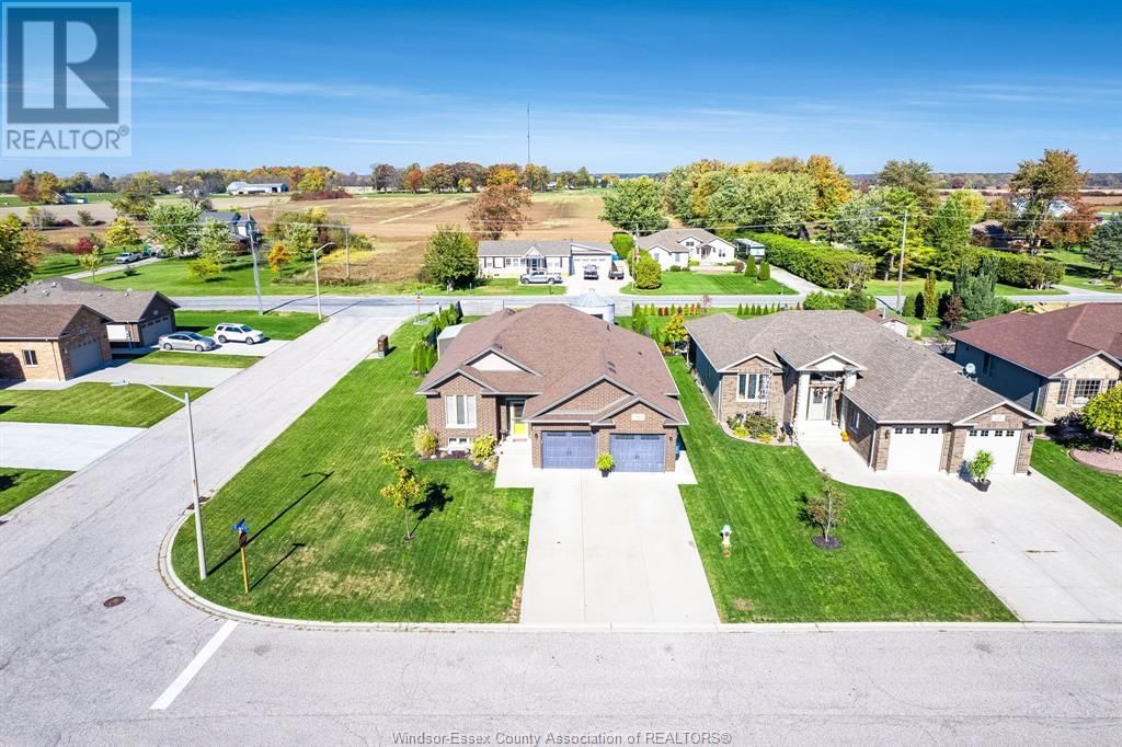 350 SELLICK DRIVE Image 46