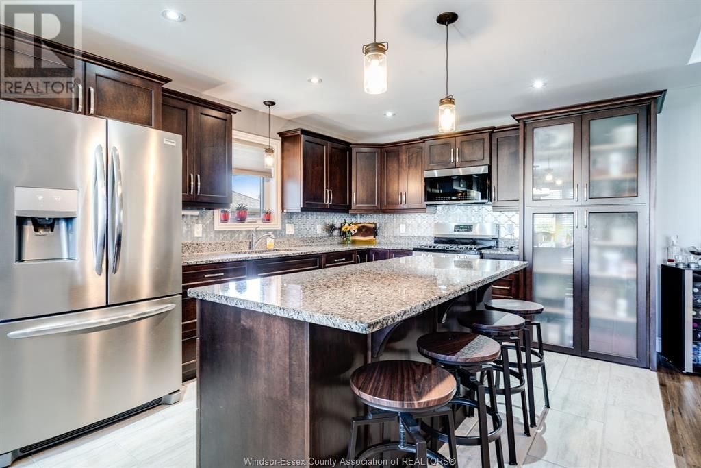 350 SELLICK DRIVE Image 9