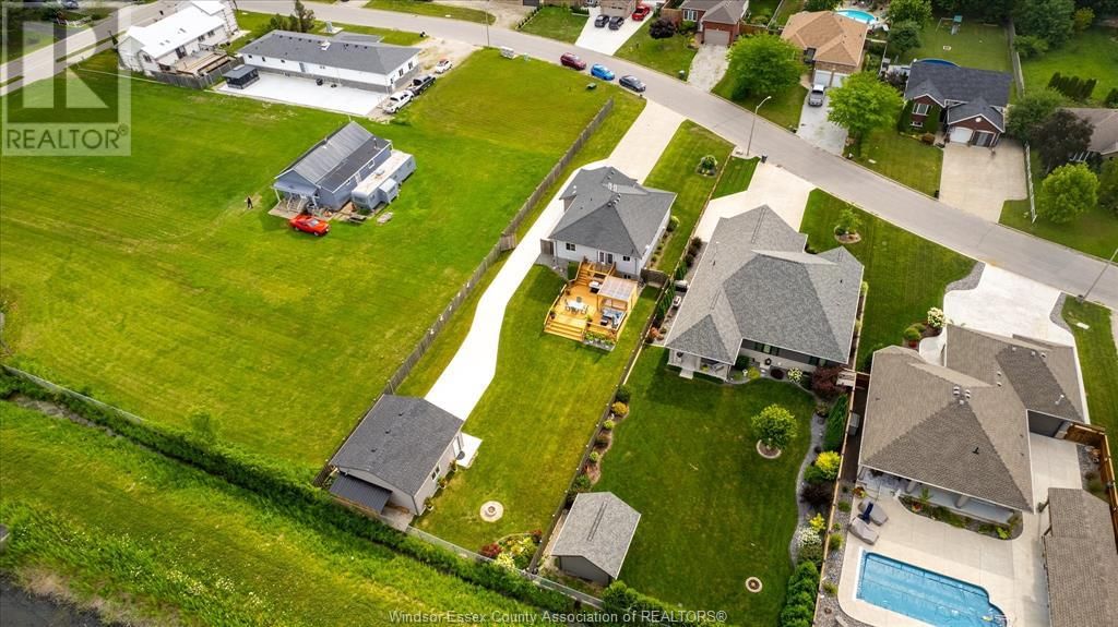 247 COLUMBUS DRIVE Image 10