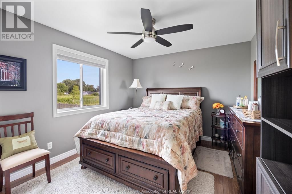 247 COLUMBUS DRIVE Image 20