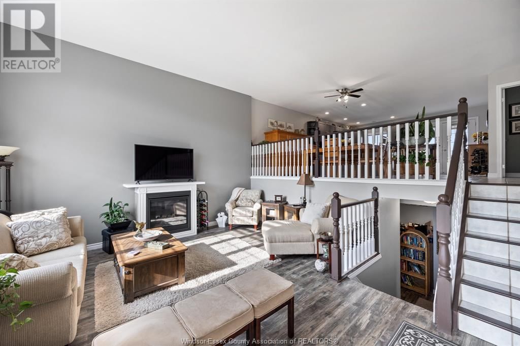 247 COLUMBUS DRIVE Image 24