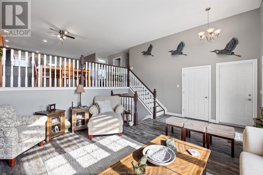 247 COLUMBUS DRIVE Image 28