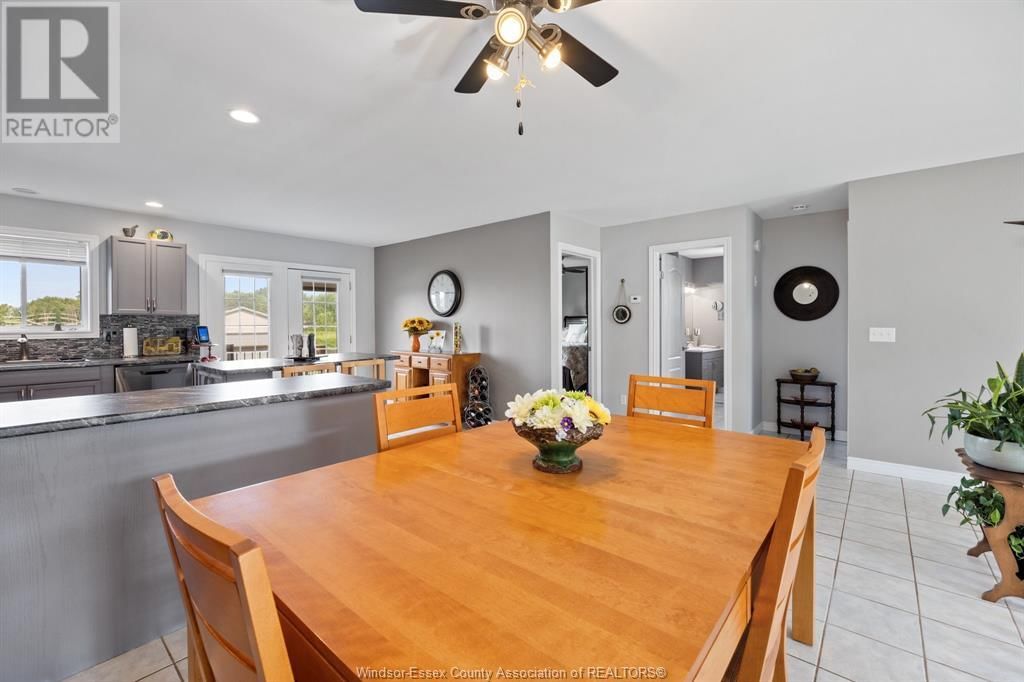 247 COLUMBUS DRIVE Image 36