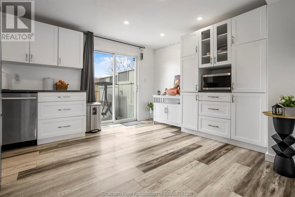 132 BERRY STREET Image 11