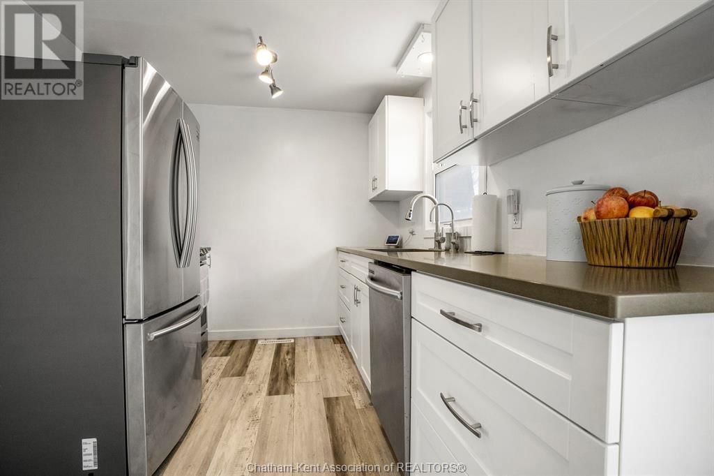 132 BERRY STREET Image 13
