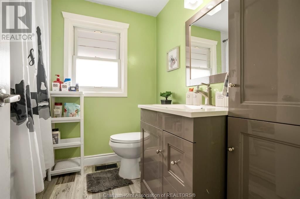 132 BERRY STREET Image 24