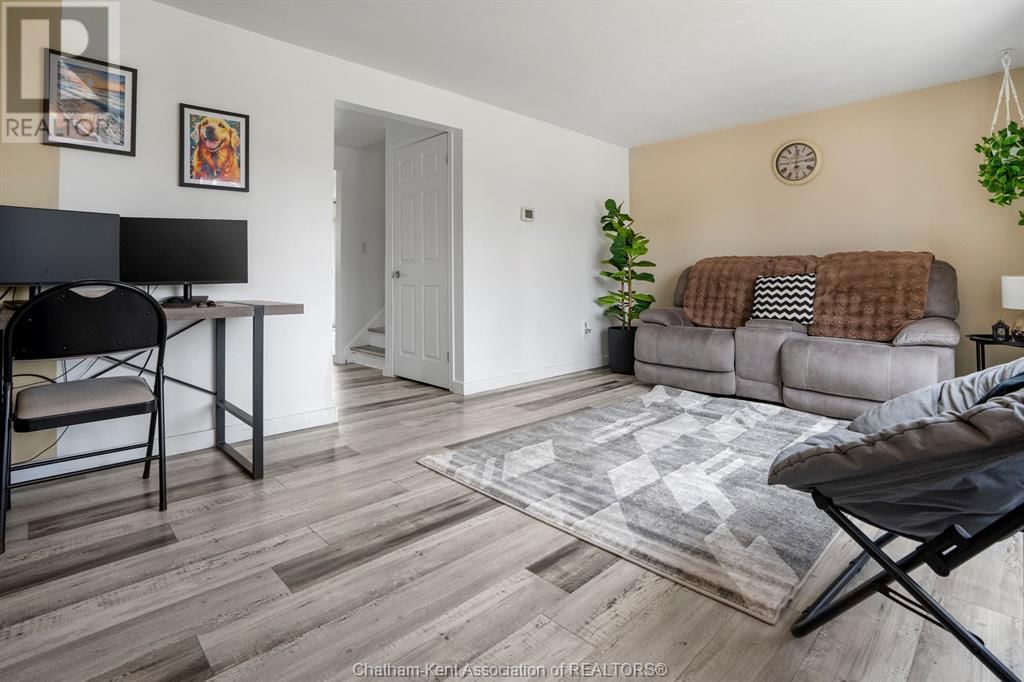 132 BERRY STREET Image 6