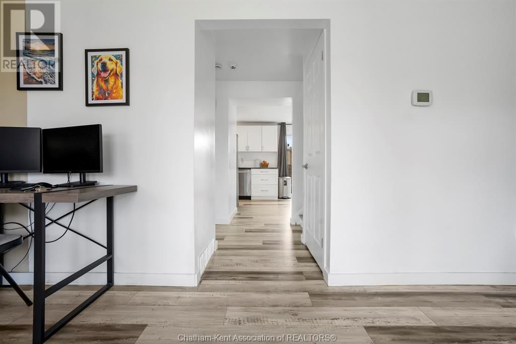 132 BERRY STREET Image 9