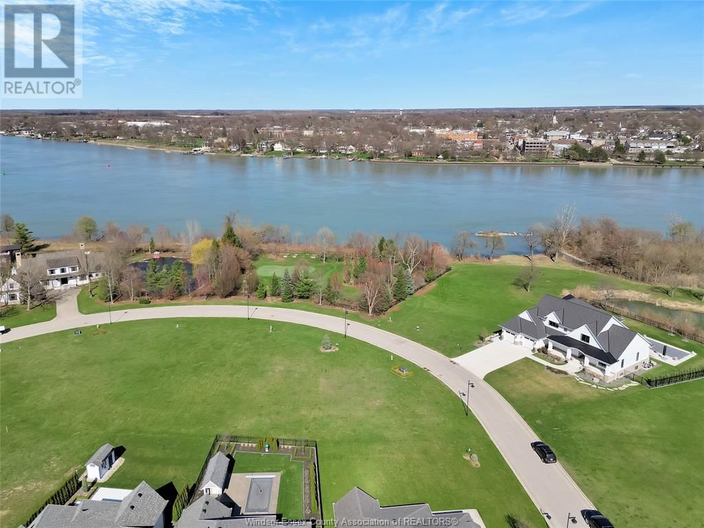 104 RIVERWALK CRESCENT Image 4