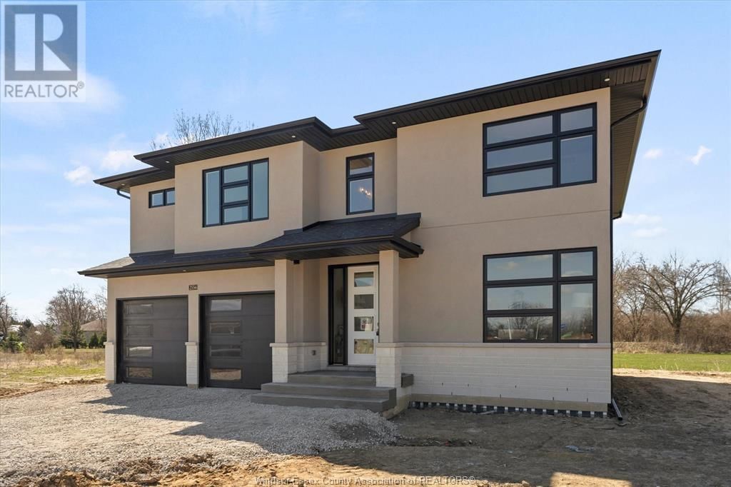 2556 MAYFAIR Image 3