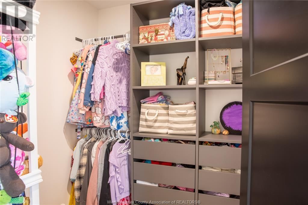 46 BELLEVIEW DRIVE Image 32