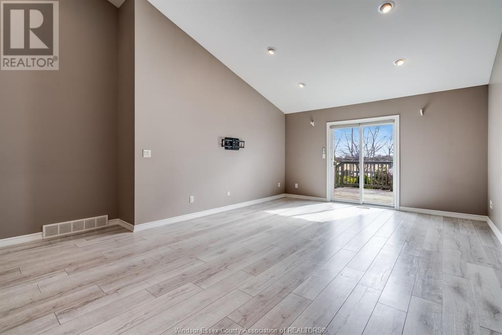 162 ANTONIO Image 10