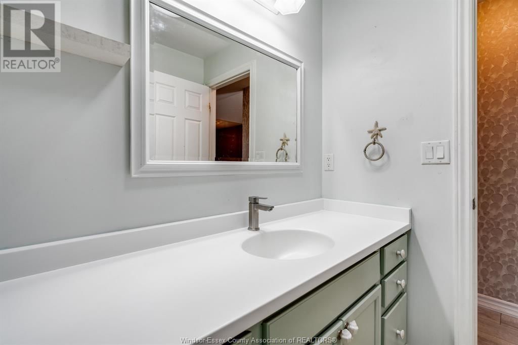 162 ANTONIO Image 15