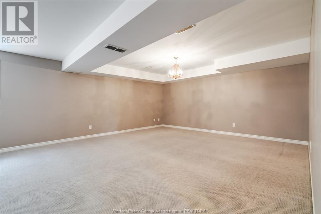 162 ANTONIO Image 19