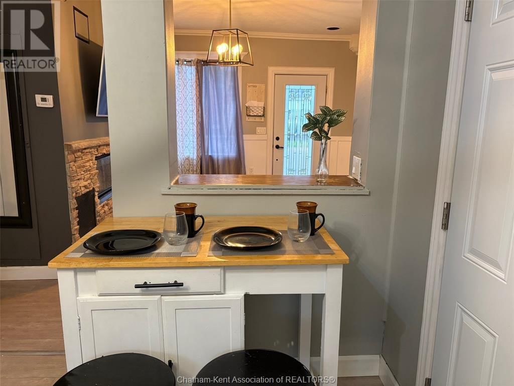 87 JEFFREY STREET Image 13