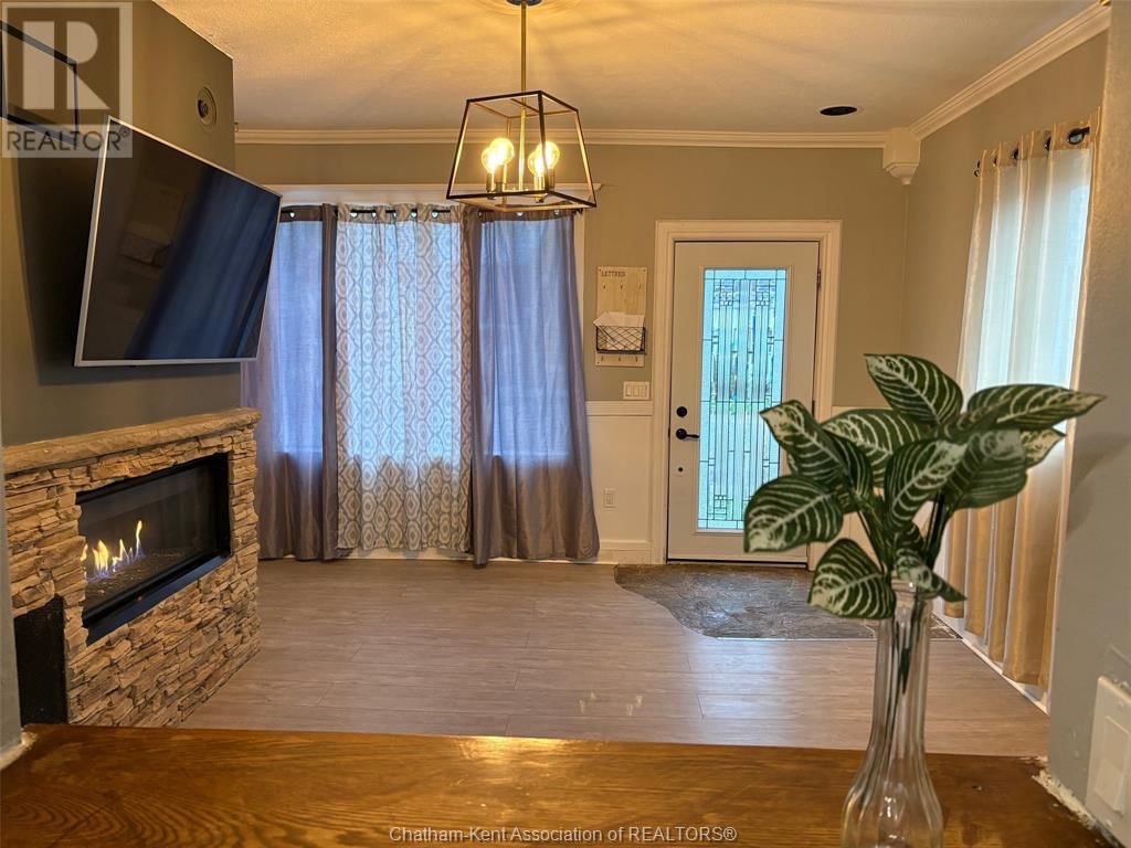 87 JEFFREY STREET Image 2