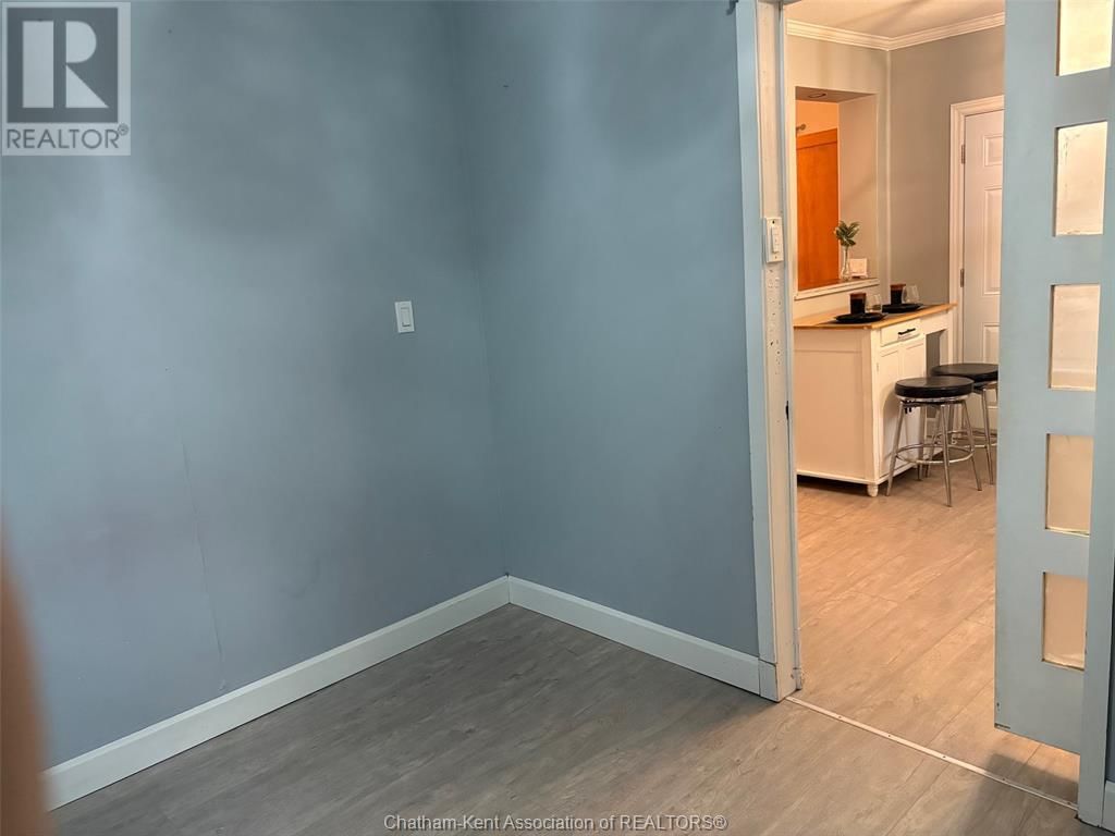 87 JEFFREY STREET Image 21