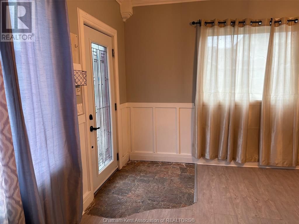 87 JEFFREY STREET Image 3